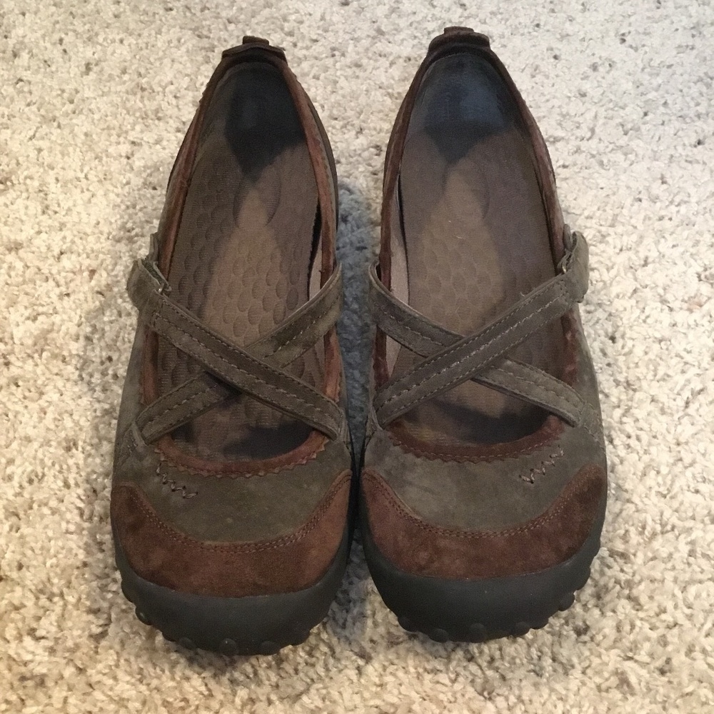 Clarks Slip on Mary Janes size 11